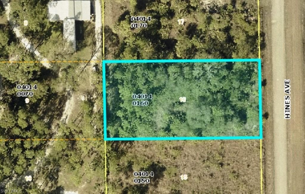 2107 Hines AVE ALVA, FL 33920