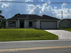 819 Alvin AVE LEHIGH ACRES, FL 33971