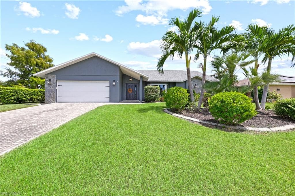 2131 SE 10th TER CAPE CORAL, FL 33990