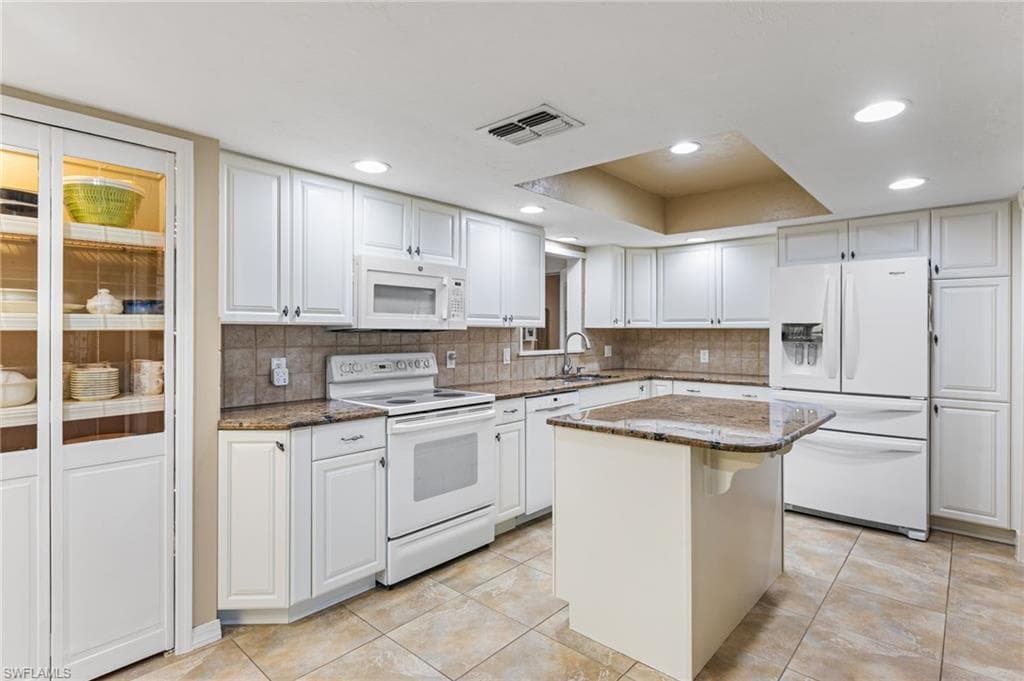 5767 Arvine CIR FORT MYERS, FL 33919