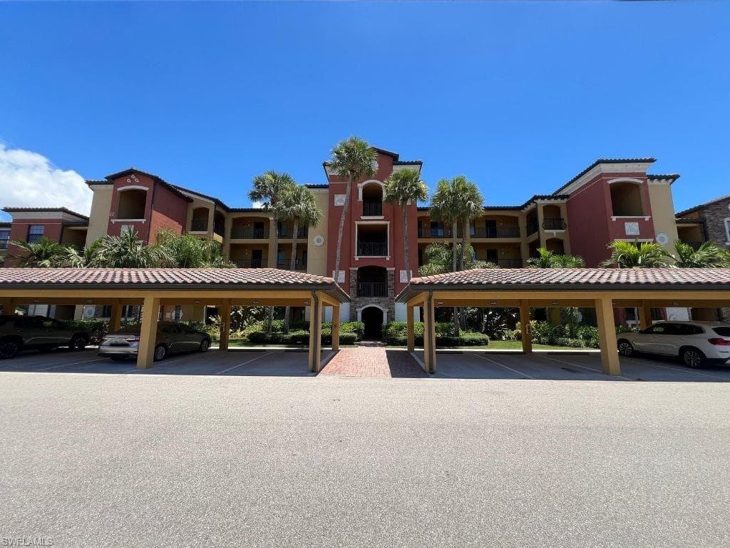 9566 Trevi CT 4911 NAPLES, FL 34113