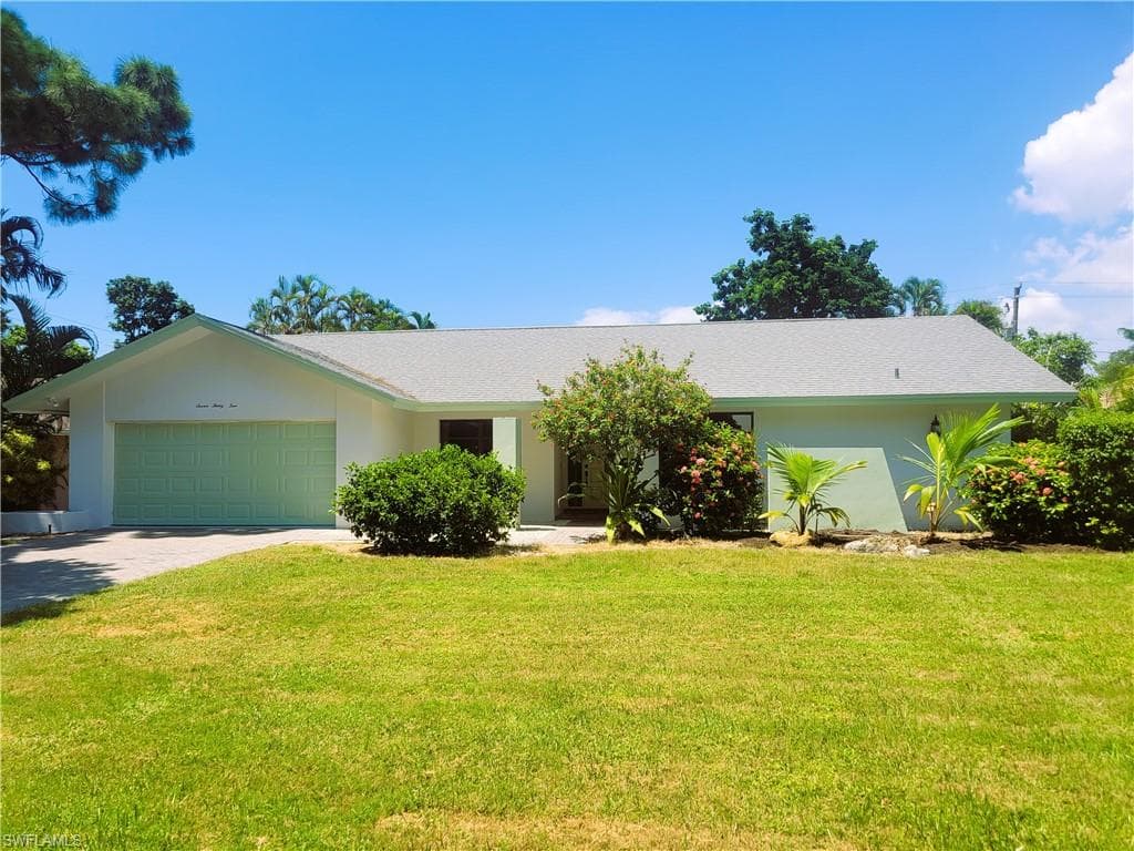 735 High Pines DR NAPLES, FL 34103