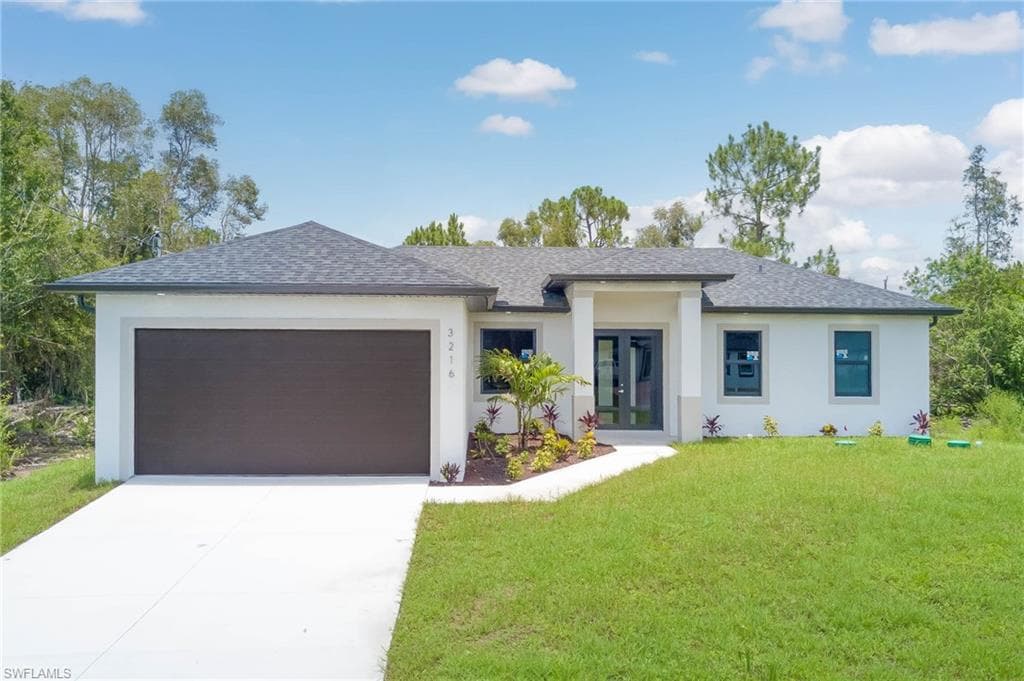 3216 40th ST SW LEHIGH ACRES, FL 33976