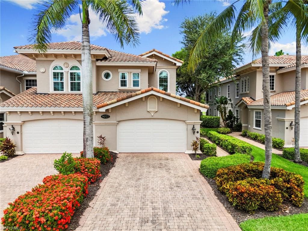 9077 Cherry Oaks TRL 202 NAPLES, FL 34114