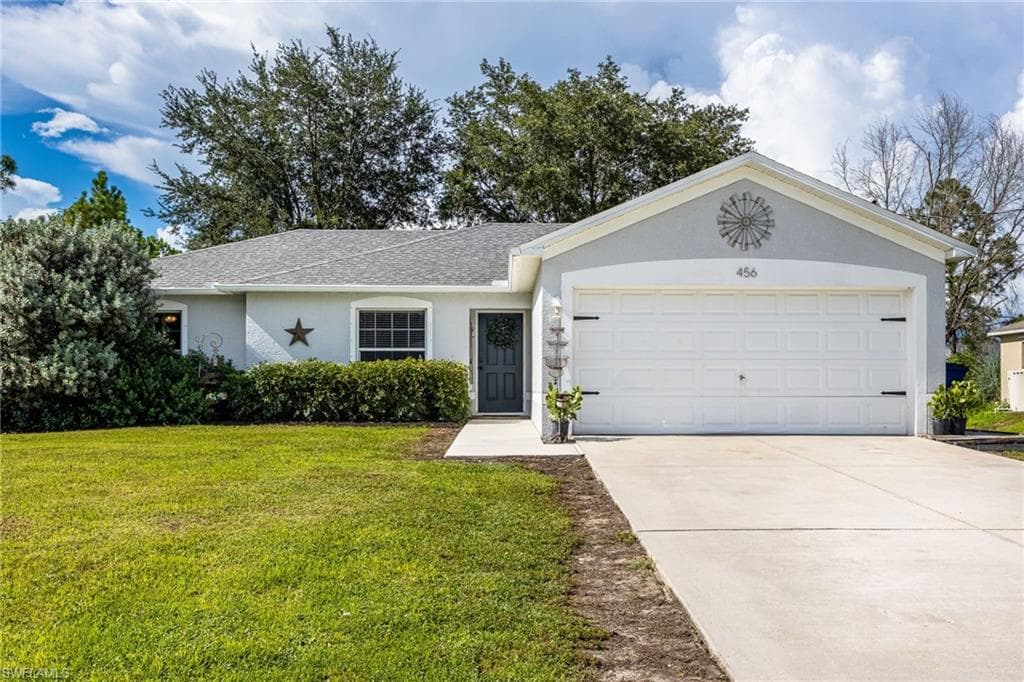 456 Windermere DR LEHIGH ACRES, FL 33972