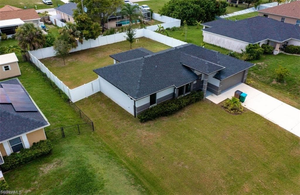 1317 NE 4th PL CAPE CORAL, FL 33909