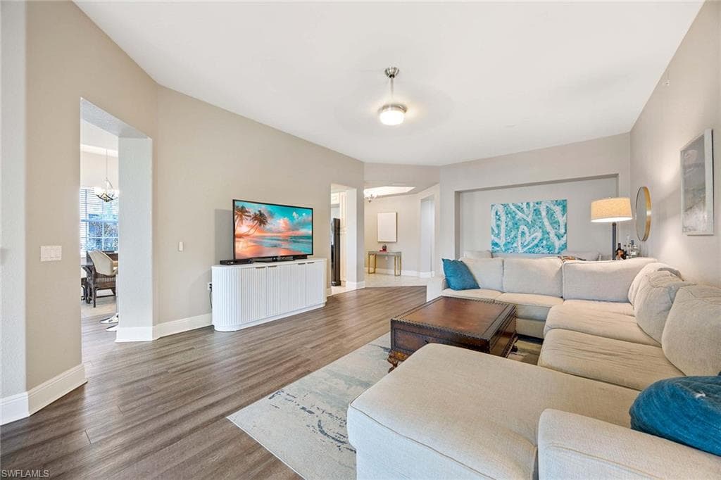 2717 Callista CT 104 NAPLES, FL 34114