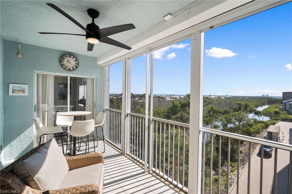 22748 Island Pines WAY 403 FORT MYERS BEACH, FL 33931