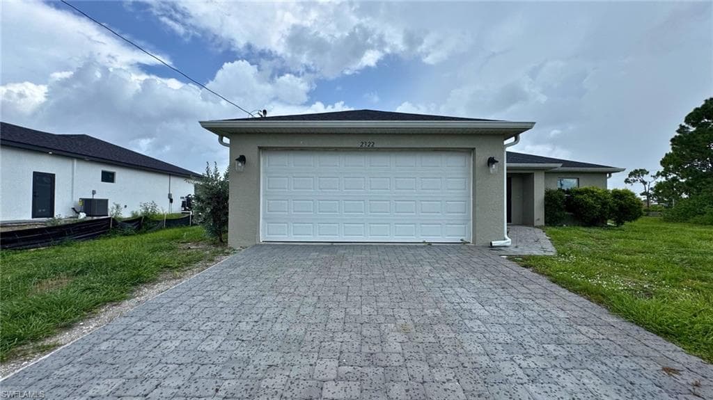 2322 NW 30th TER CAPE CORAL, FL 33993