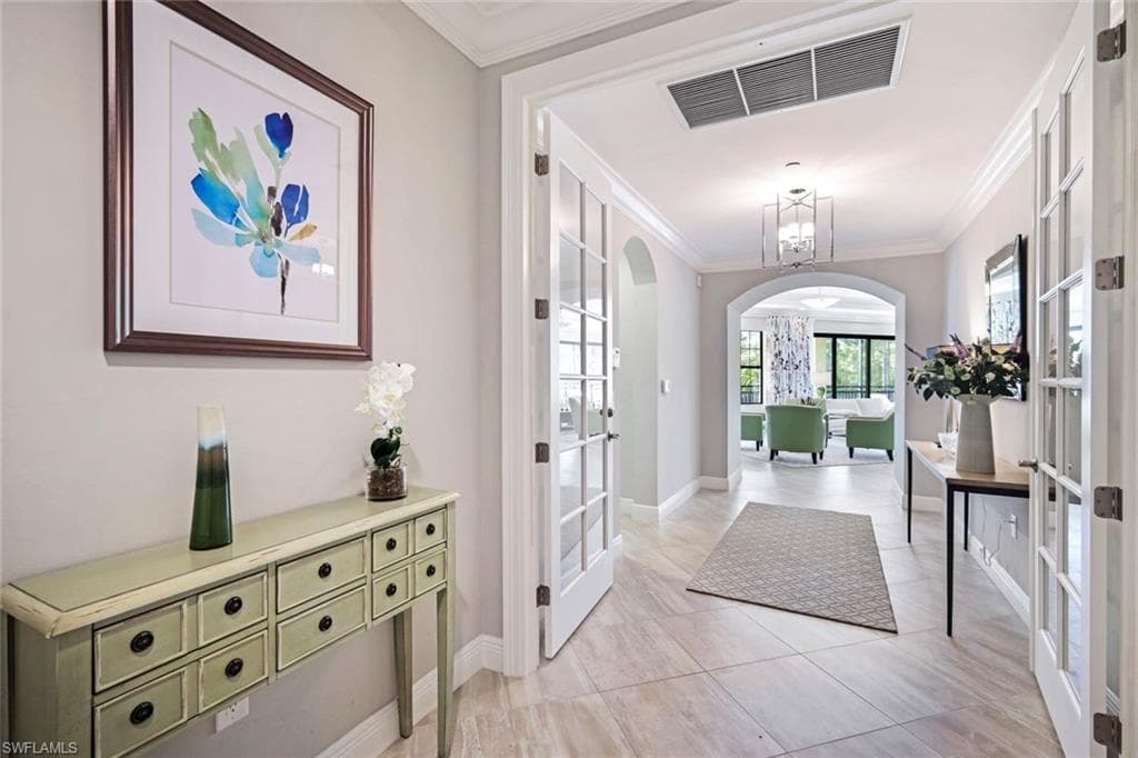 2751 Tiburon BLVD E 201 NAPLES, FL 34109