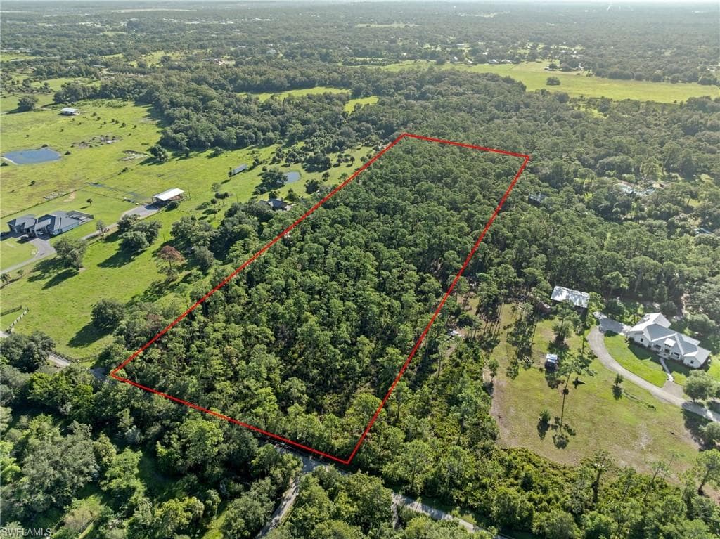 5641 Higginbotham RD FORT MYERS, FL 33905