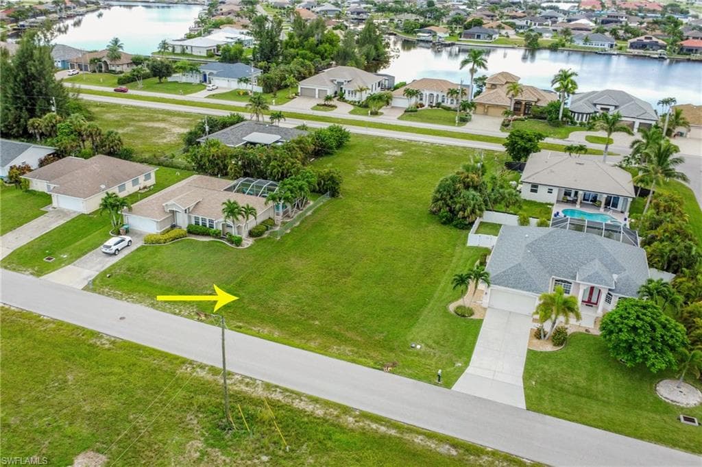 3223 SW 7th LN CAPE CORAL, FL 33991