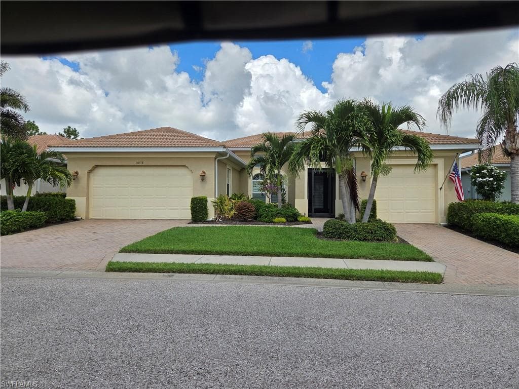 10518 Azzurra DR FORT MYERS, FL 33913