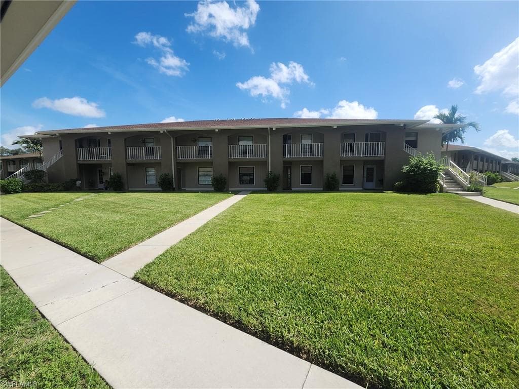 141 Cypress WAY E C3 NAPLES, FL 34110