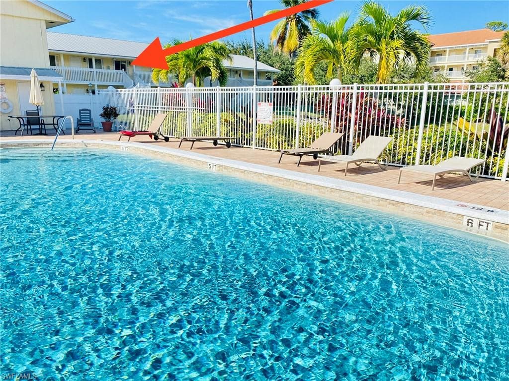 4607 Bayshore DR K6 NAPLES, FL 34112