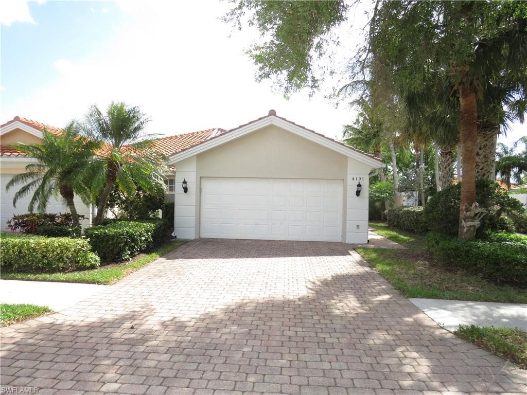 4191 Saint George LN NAPLES, FL 34119