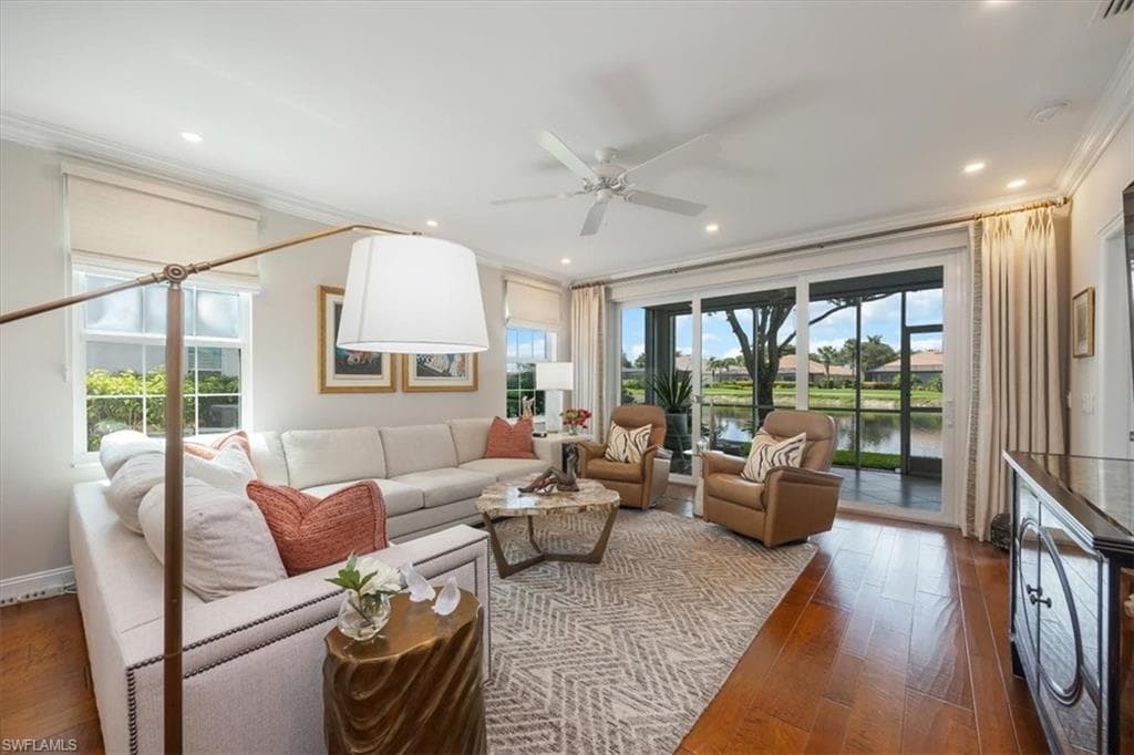 5963 Sand Wedge LN 201 NAPLES, FL 34110