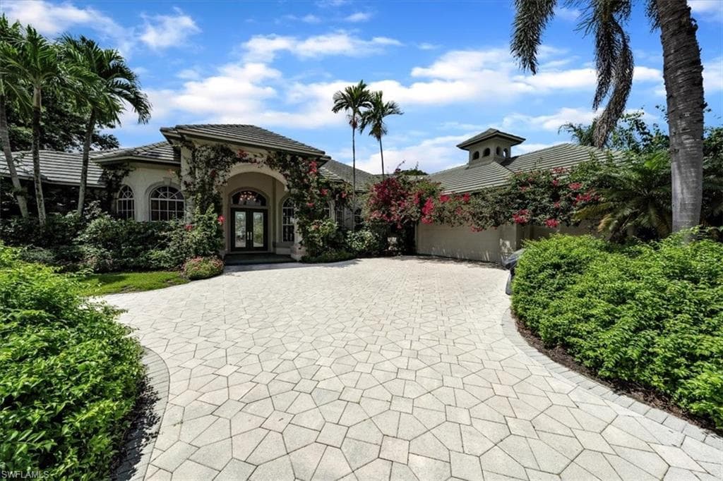 2339 Alexander Palm DR NAPLES, FL 34105
