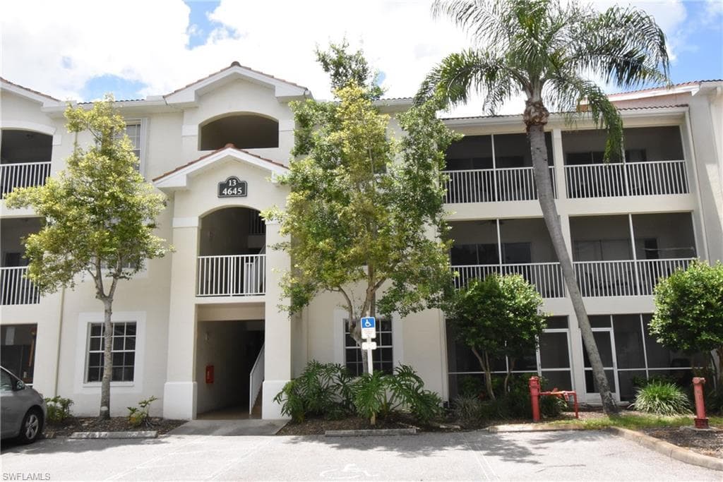 4645 Saint Croix LN 1316 NAPLES, FL 34109