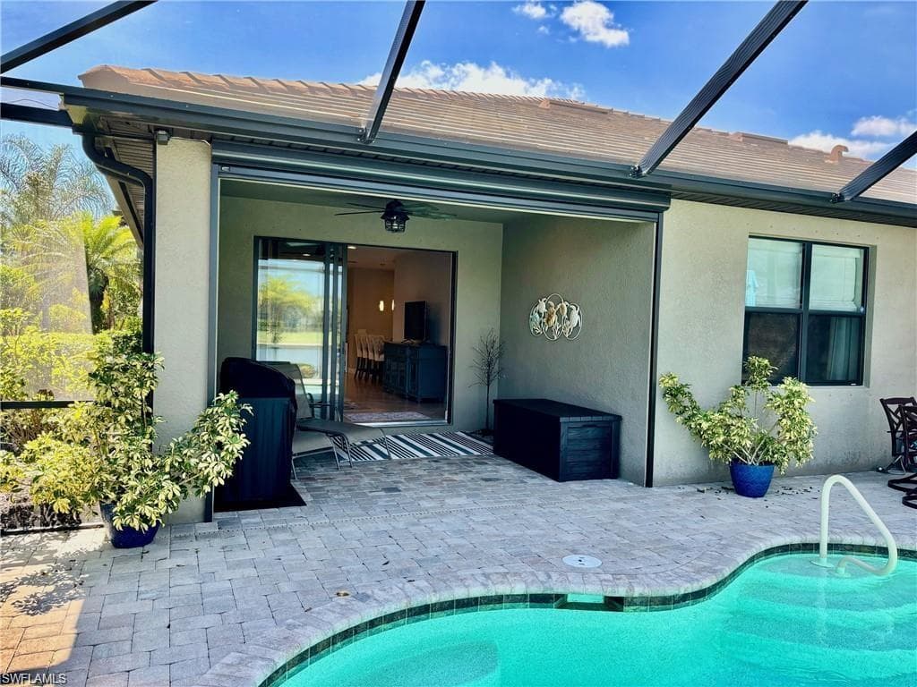 7627 Jacaranda LN NAPLES, FL 34114