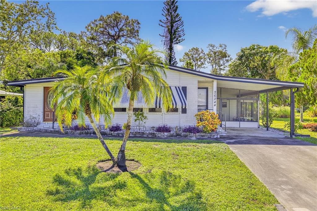 26244 Squire LN BONITA SPRINGS, FL 34135