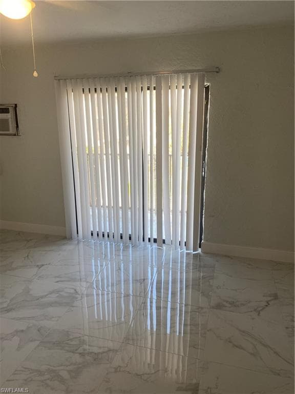 830 Wiggins Pass RD 10 NAPLES, FL 34110