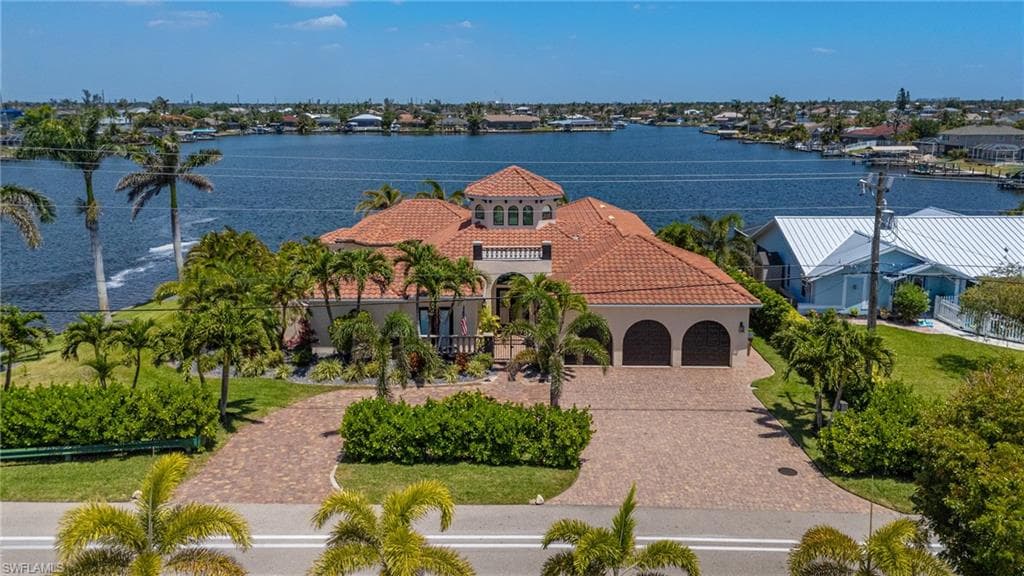 4901 Skyline BLVD CAPE CORAL, FL 33914
