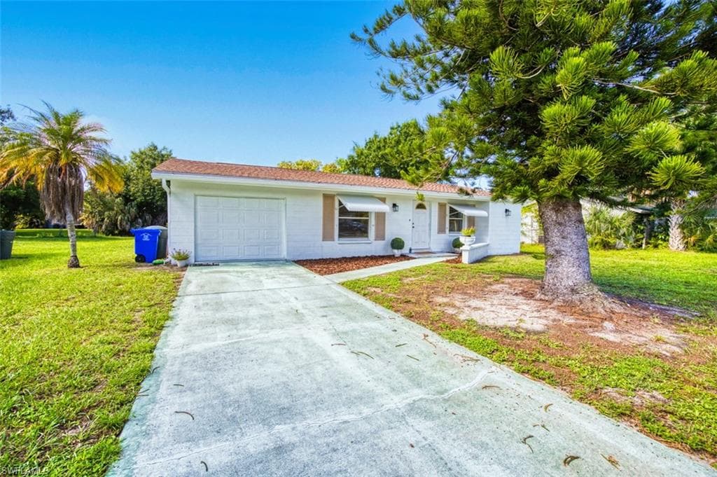 1830 Grace AVE FORT MYERS, FL 33901
