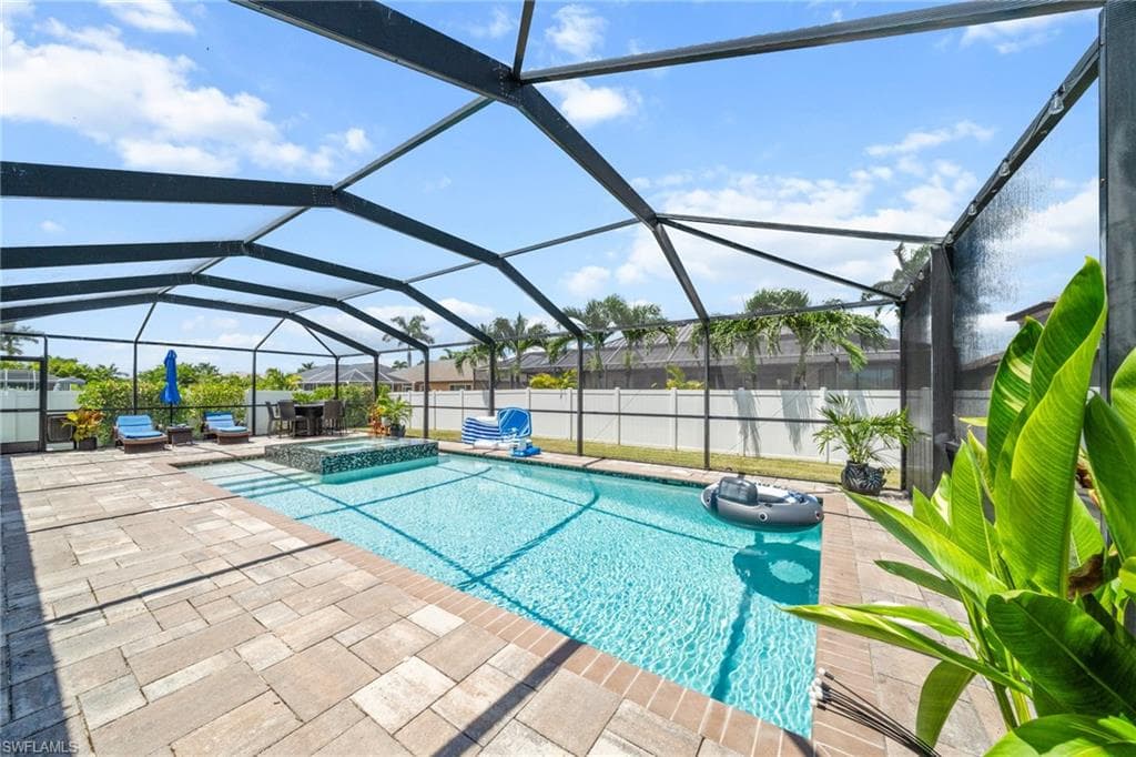 2805 SW 35th ST CAPE CORAL, FL 33914