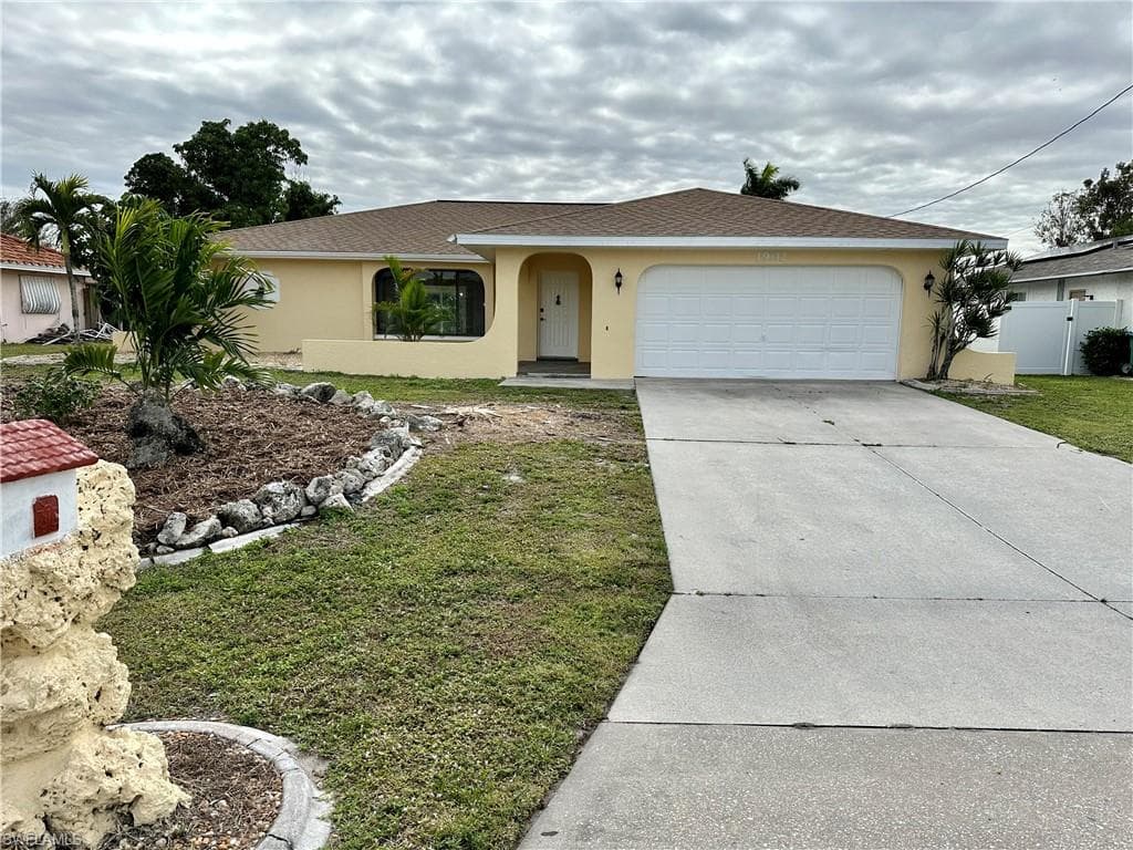 1902 SE 14th ST CAPE CORAL, FL 33990