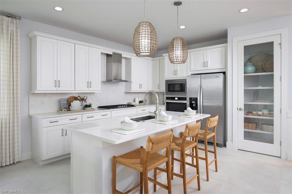 8813 Oceana WAY NAPLES, FL 34114