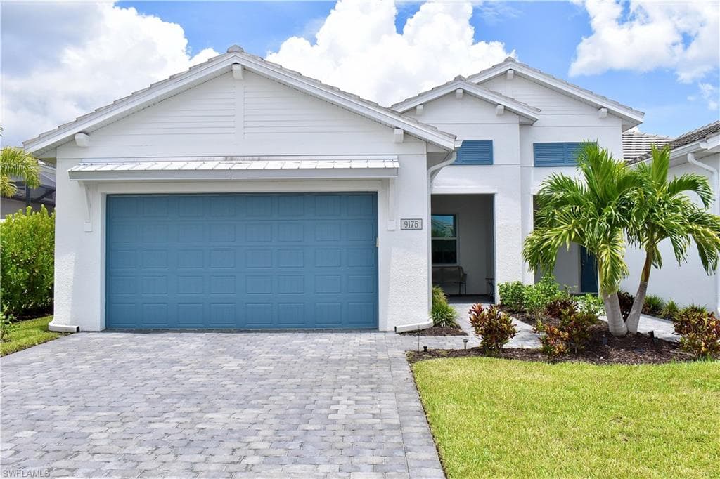 9175 Cayman DR NAPLES, FL 34114