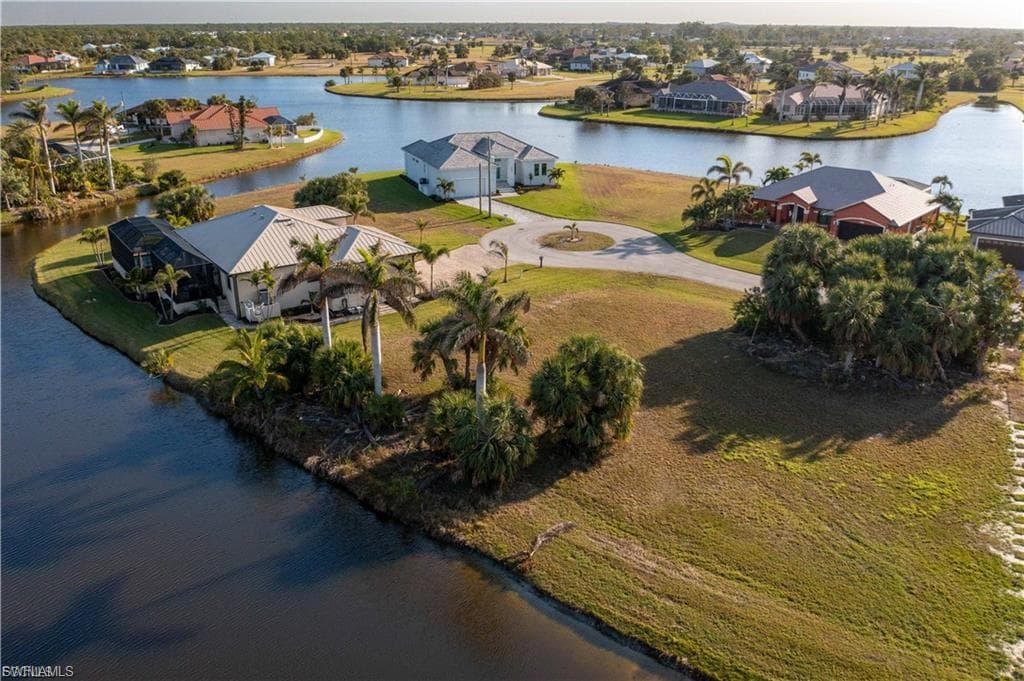16219 Cayman LN PUNTA GORDA, FL 33955