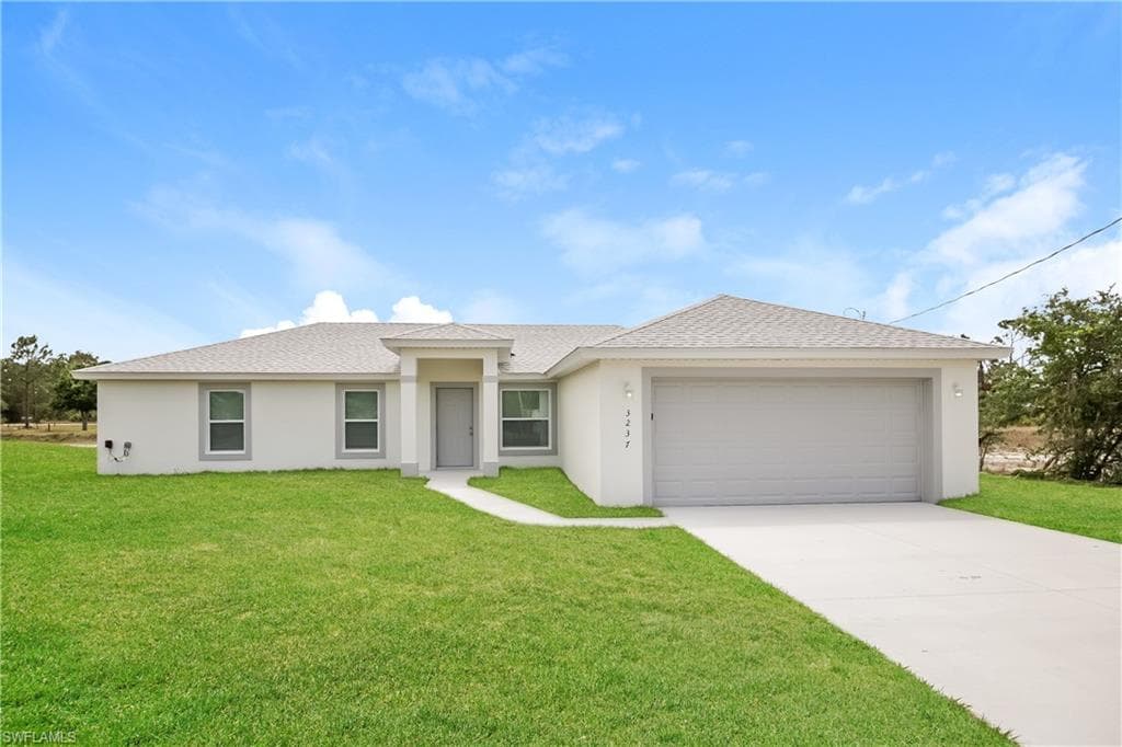3237 Ruth LN LEHIGH ACRES, FL 33976