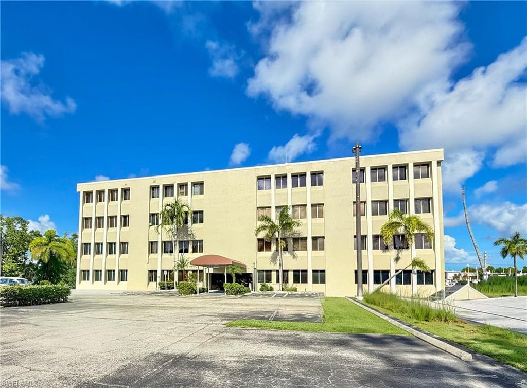 3949 Evans AVE 201 & 202 FORT MYERS, FL 33901