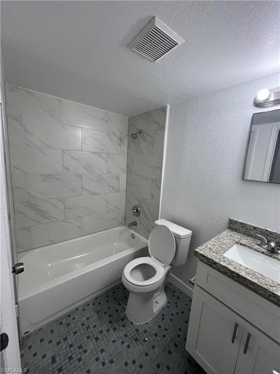 2452 Stella ST 203 FORT MYERS, FL 33901