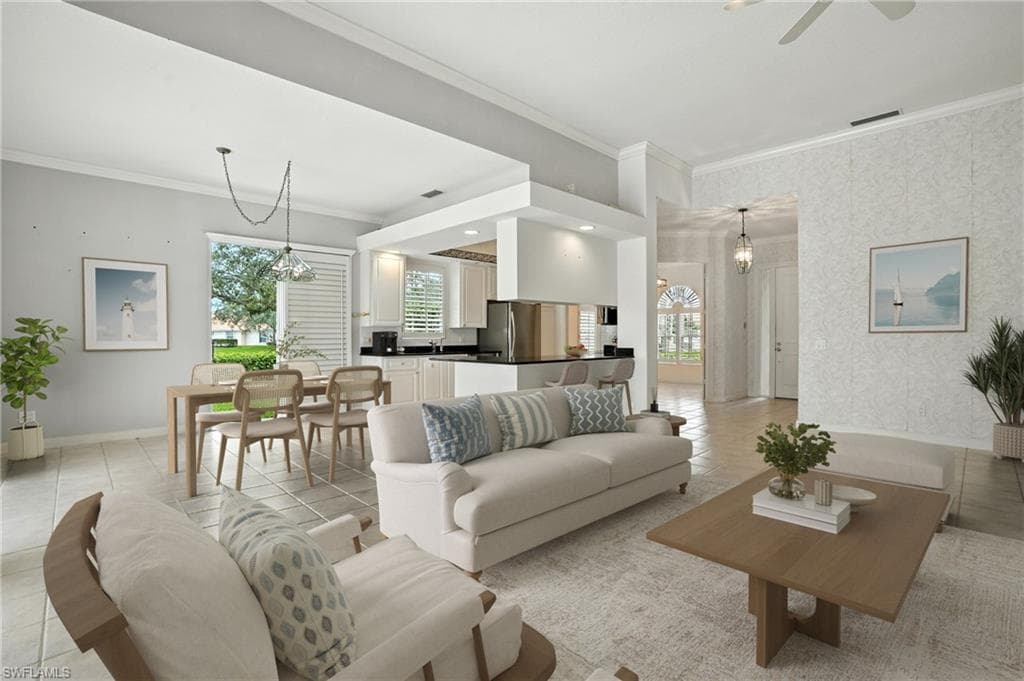 4017 Isla Ciudad CT NAPLES, FL 34109