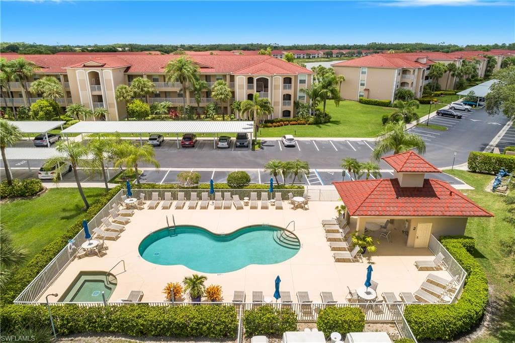 2720 Cypress Trace CIR 2933 NAPLES, FL 34119