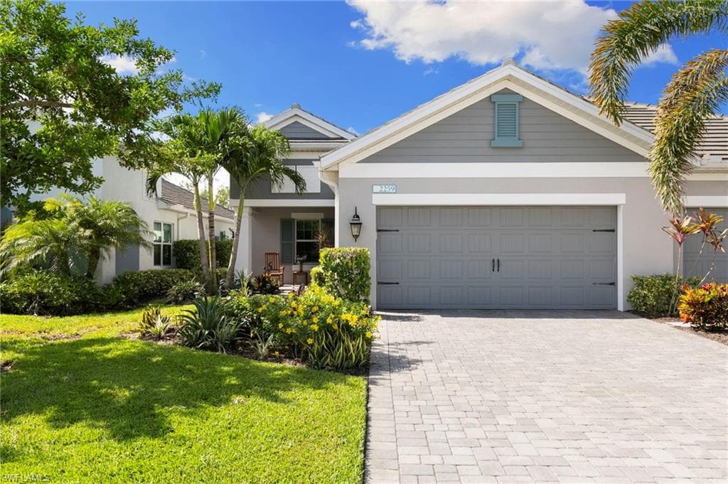 2259 Marquesa CIR NAPLES, FL 34112
