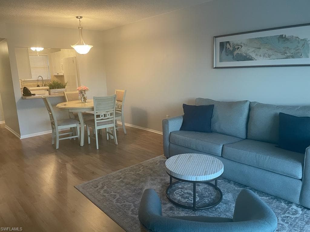 200 Forest Lakes BLVD 202 NAPLES, FL 34105