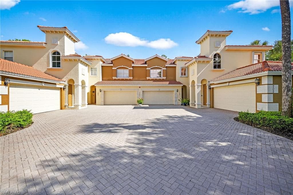 7231 Bergamo WAY 202 FORT MYERS, FL 33966