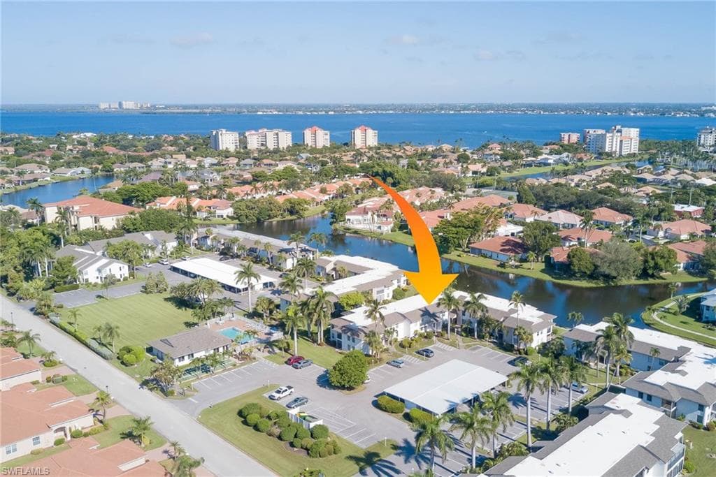 5445 Peppertree DR 9 FORT MYERS, FL 33908