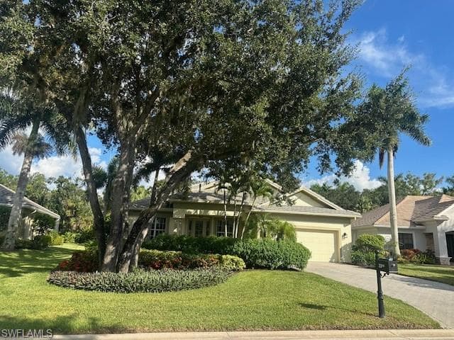 3300 Shady BEND FORT MYERS, FL 33905