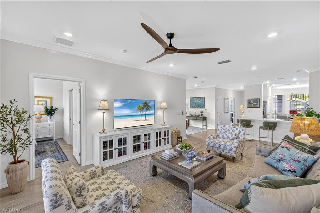 11861 Venetian Lagoon DR 104 FORT MYERS, FL 33913