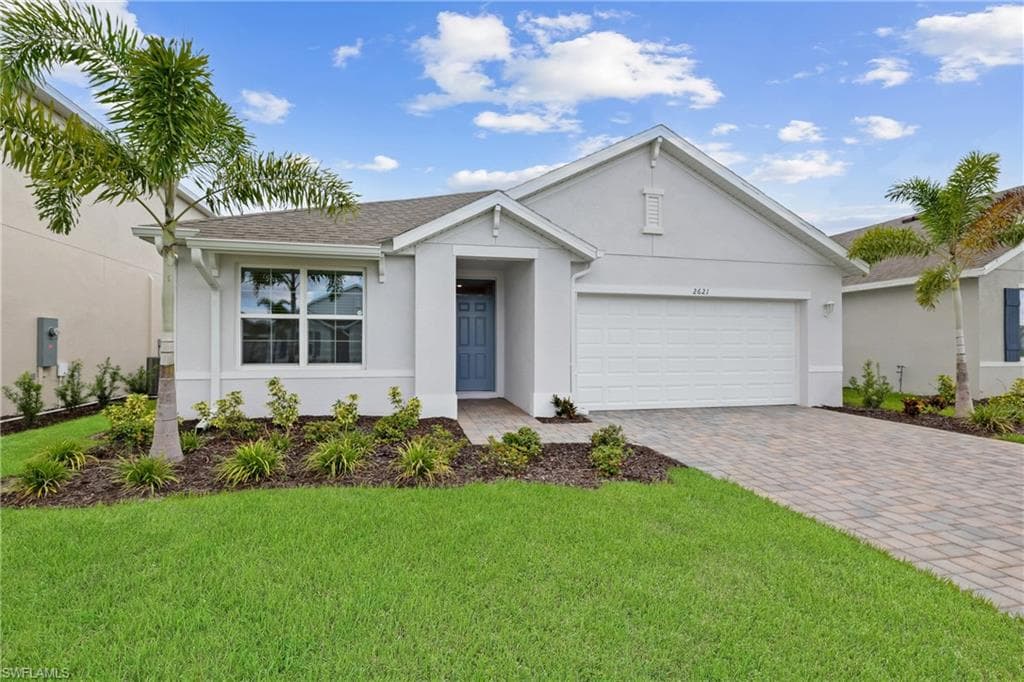 2621 Table Coral TRL NORTH FORT MYERS, FL 33903