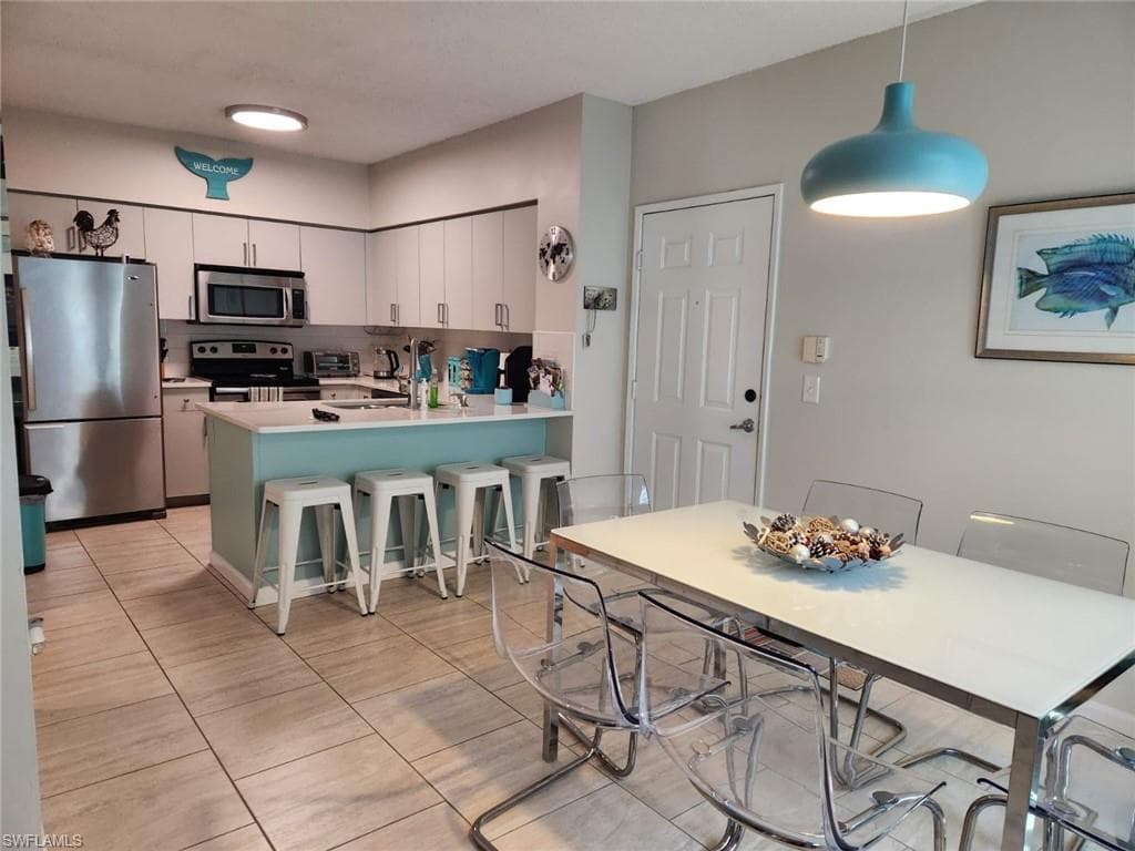1200 Reserve WAY 201 NAPLES, FL 34105