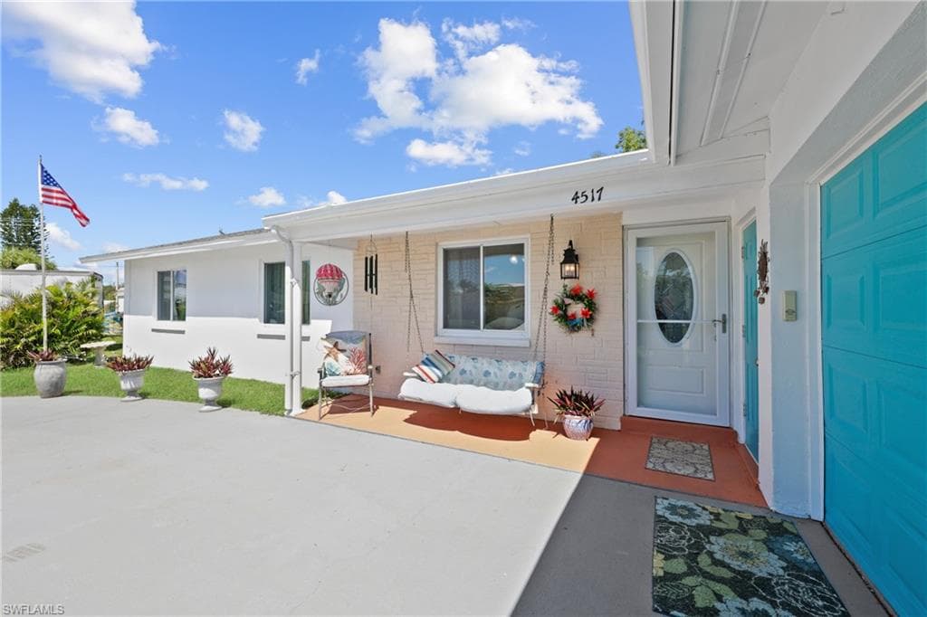 4517 Vinsetta AVE NORTH FORT MYERS, FL 33903