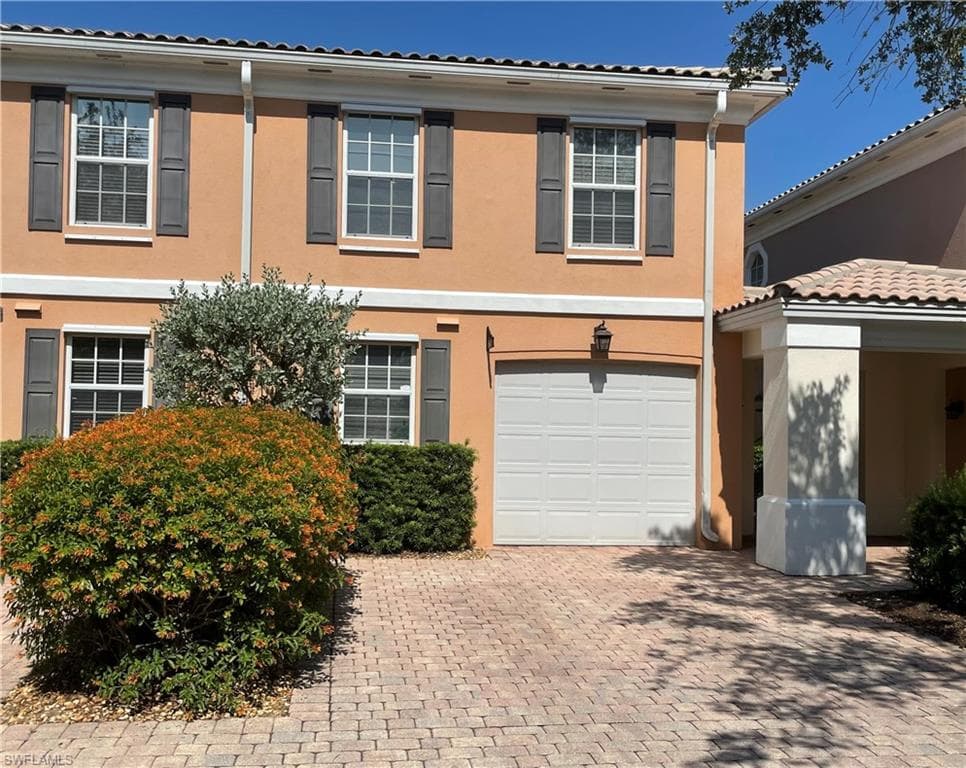5601 Cove CIR NAPLES, FL 34119