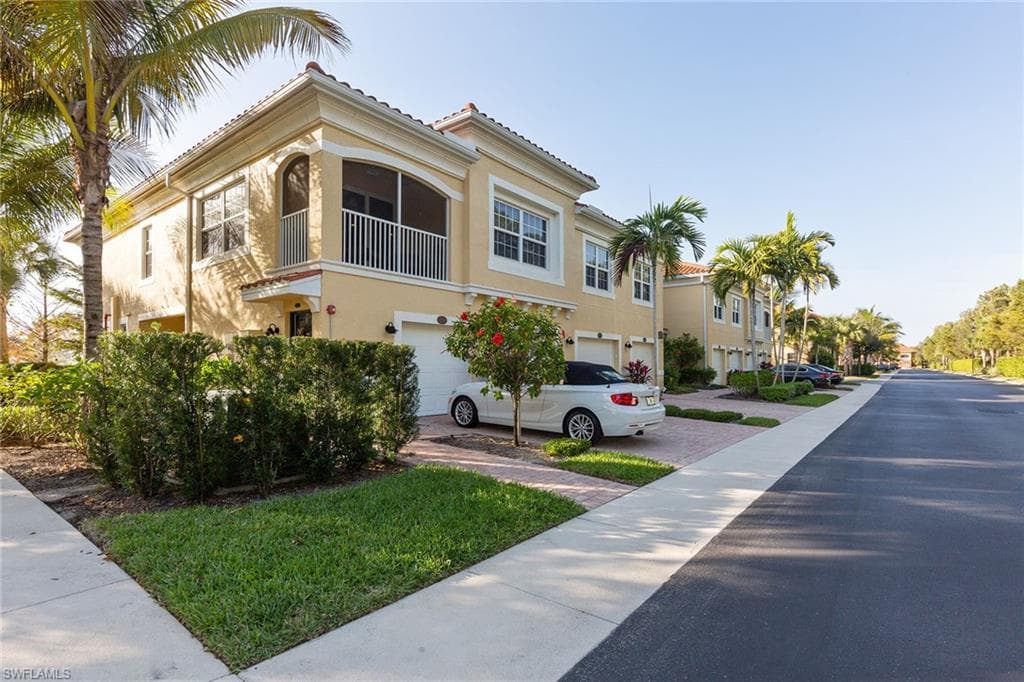 23550 Alamanda DR 101 ESTERO, FL 34135