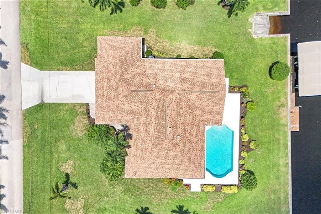 27081 Harbor DR BONITA SPRINGS, FL 34135
